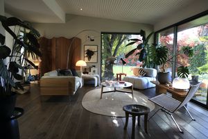Living Room- click for photo gallery